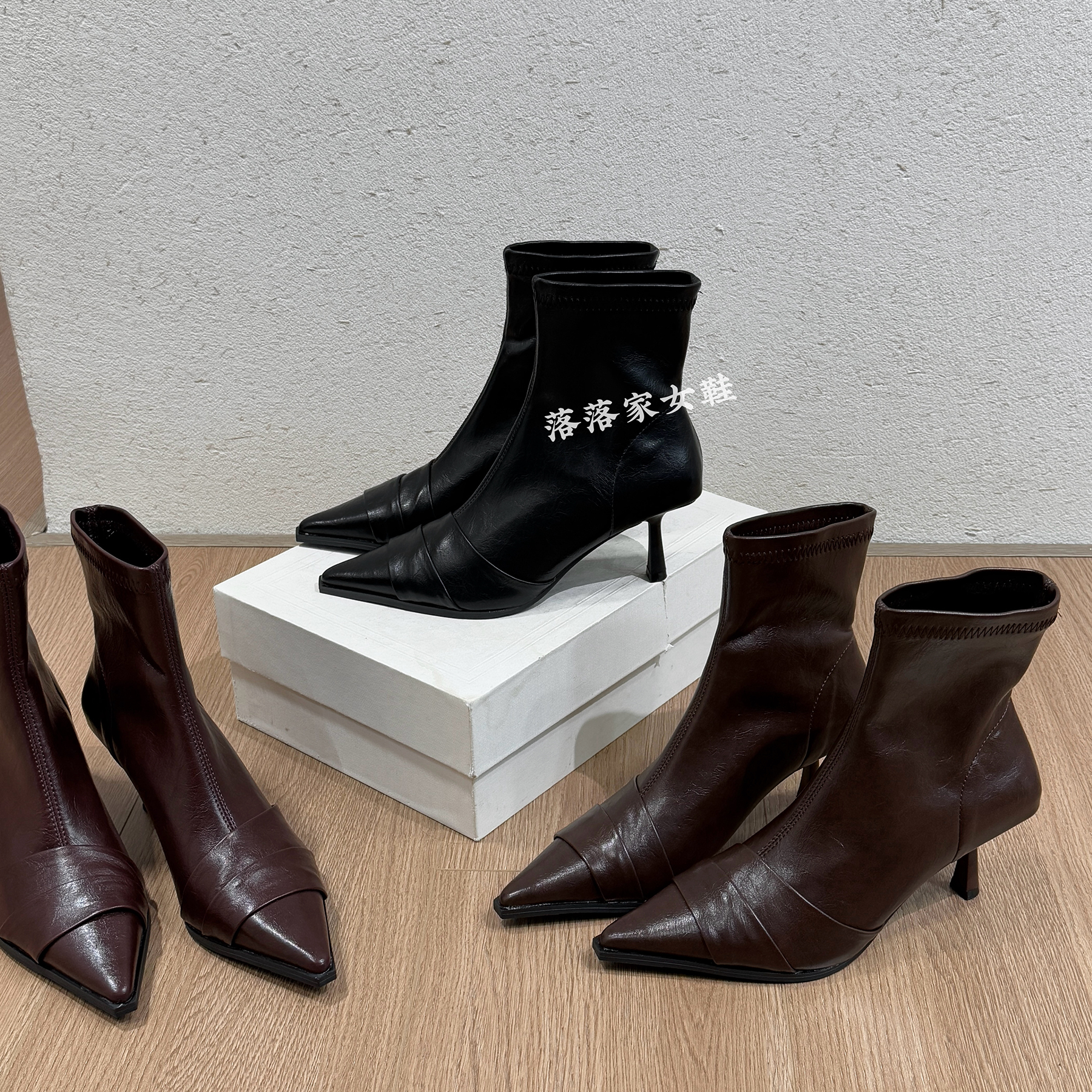 秋冬新款法式气质高跟短靴女拼接尖头猫跟瘦瘦靴显瘦细跟弹力皮靴