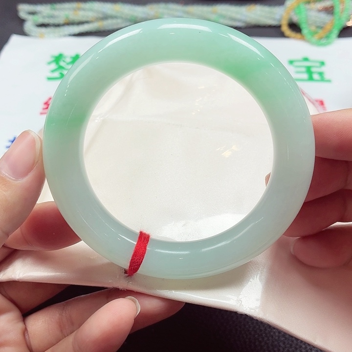 翡翠未镶嵌手镯天然缅甸A货翡翠