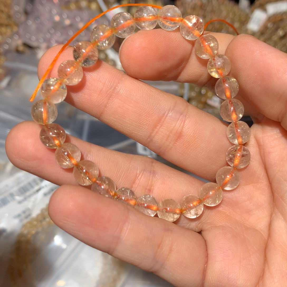 噜***脸水晶未镶嵌手链手链