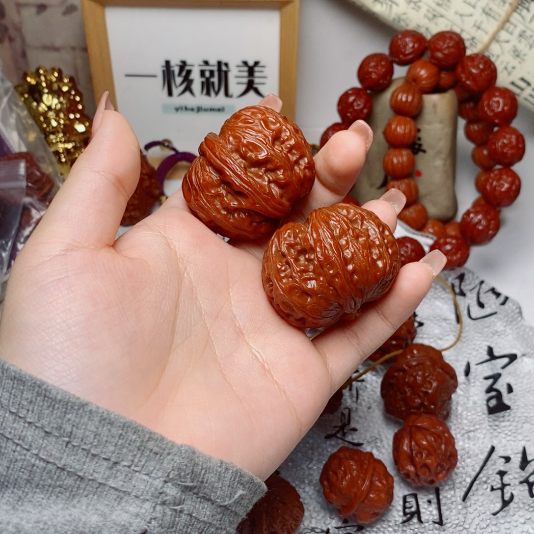 瘦***儿文玩核桃文玩核桃