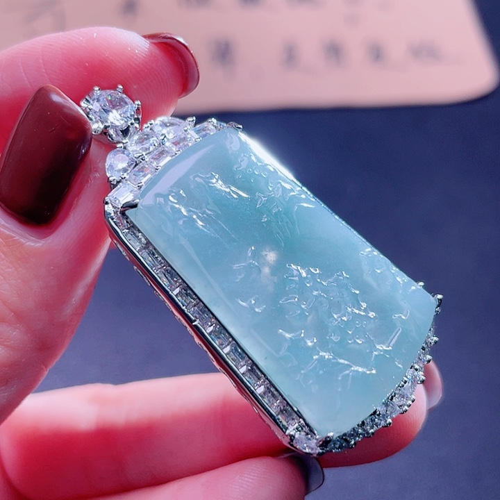 翡翠吊坠(不含链)未镶嵌