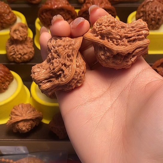 文玩核桃把件做***态大鸟