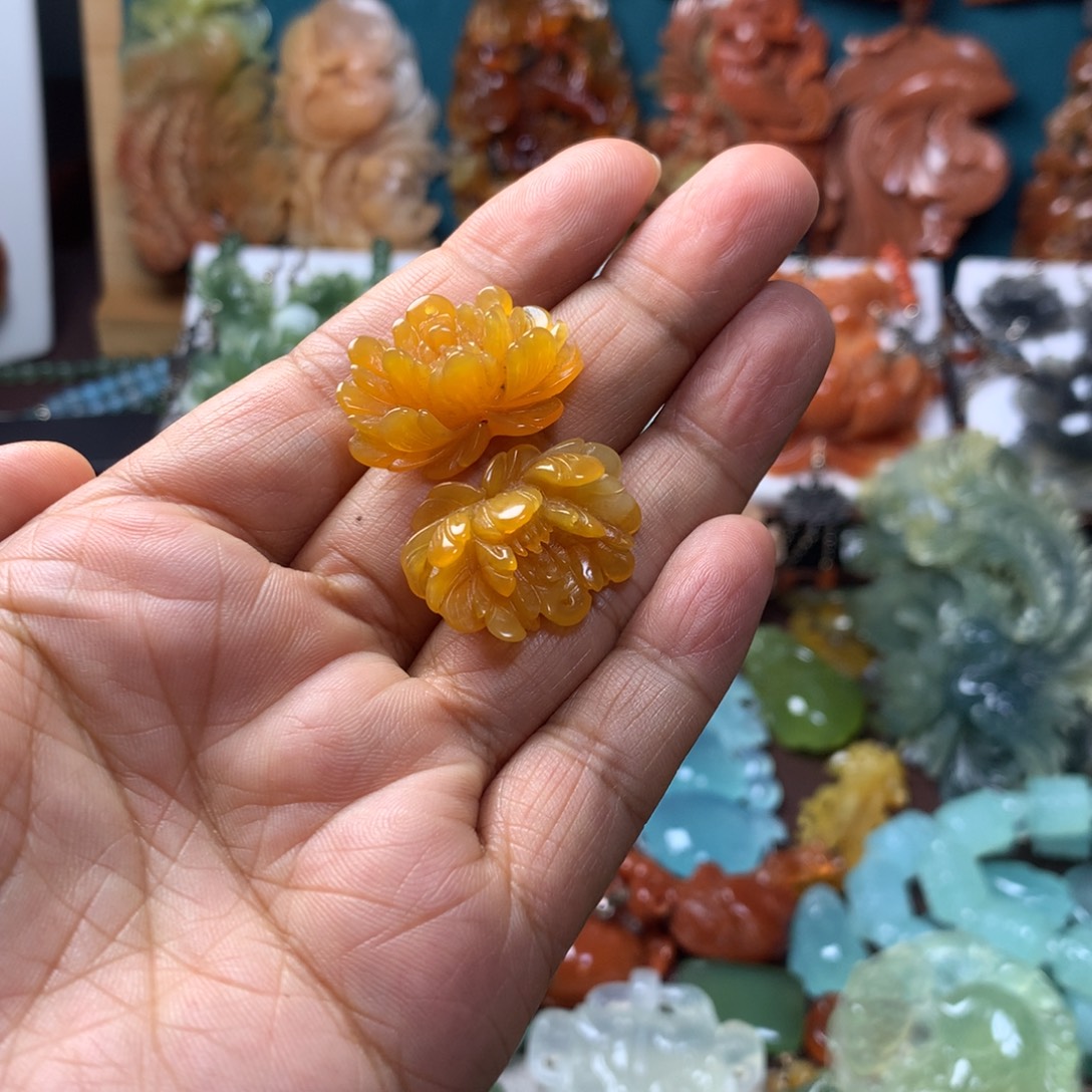 v***a蛇纹石玉未镶嵌手牌