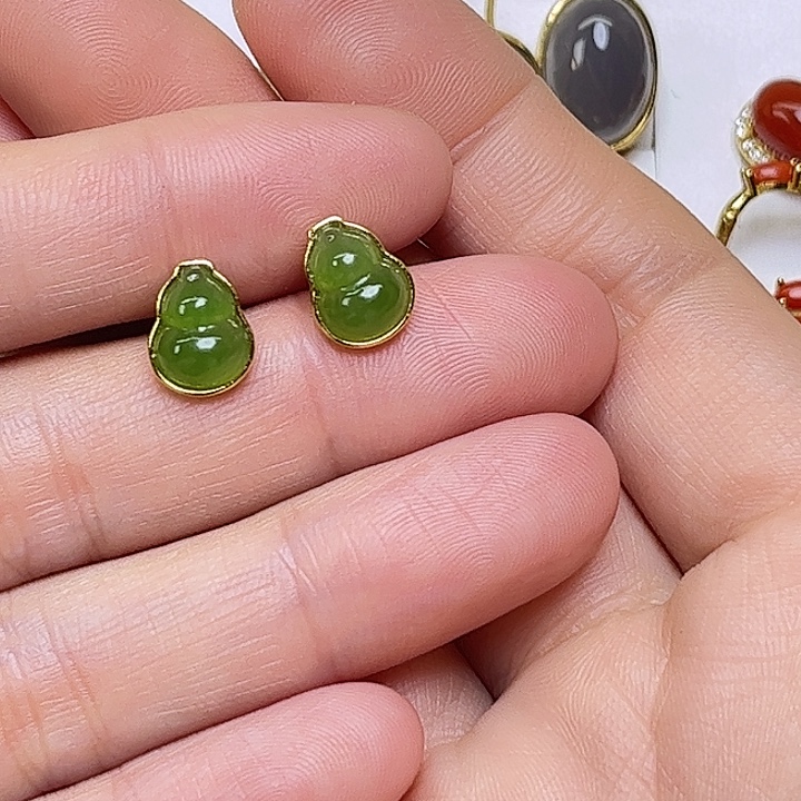 和田玉银S925镶嵌耳饰