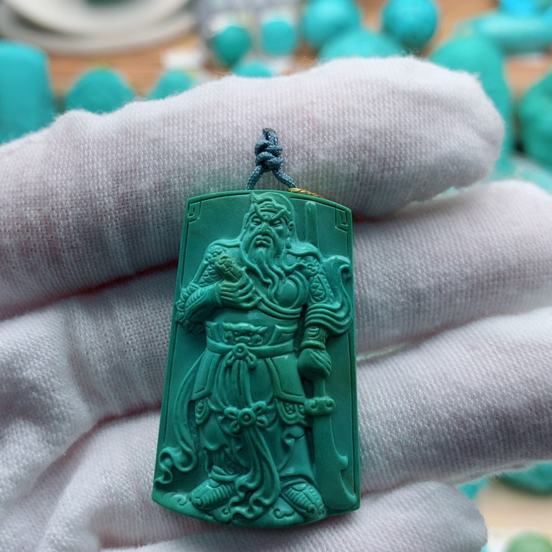 绿松石颈饰未镶嵌