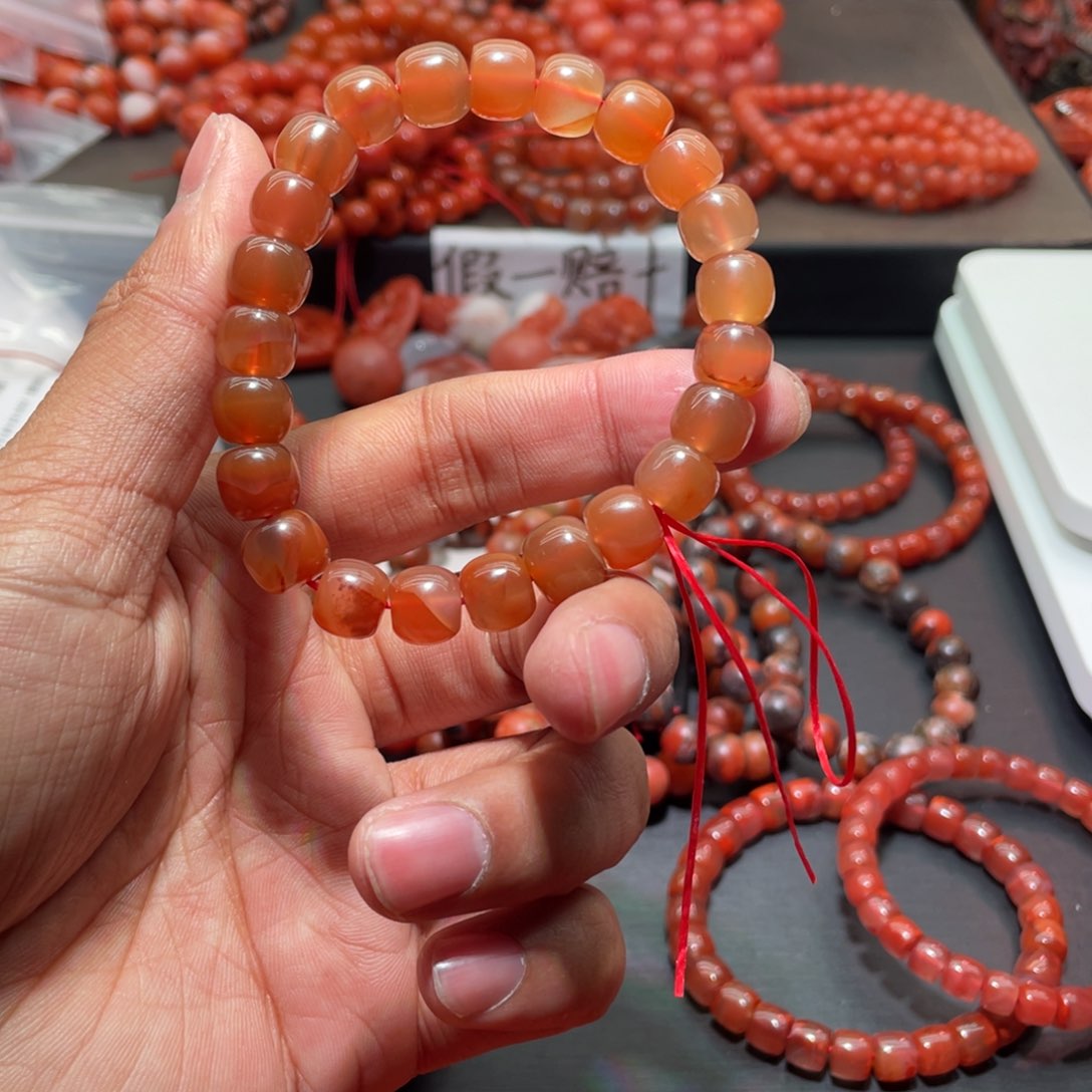 南红玛瑙手链未镶嵌