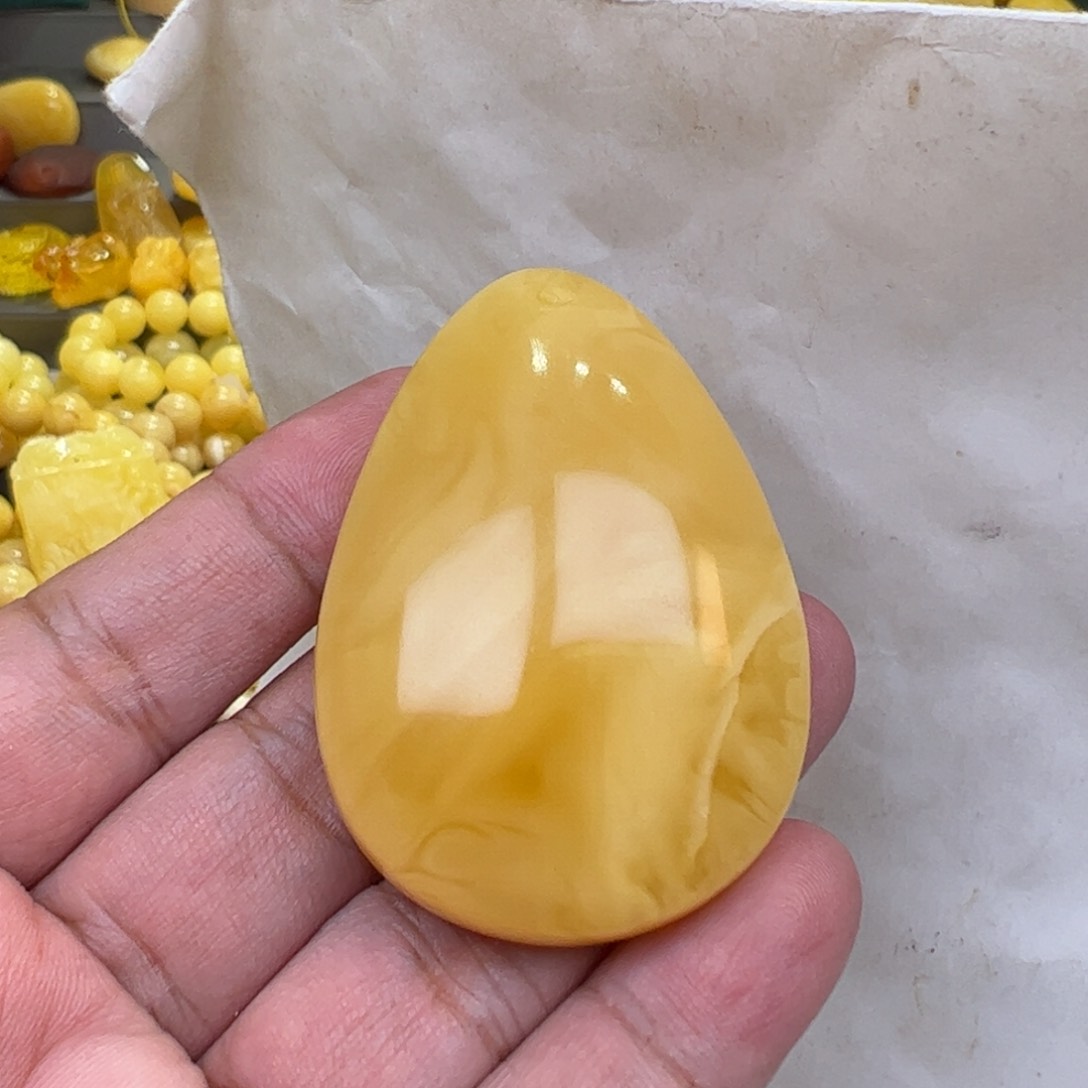 【闪购商品】琥珀裸石未镶嵌23.49克