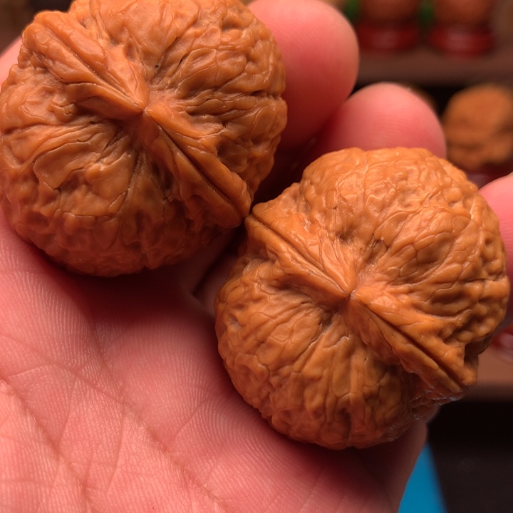 文玩核桃吊坠至尊元宝