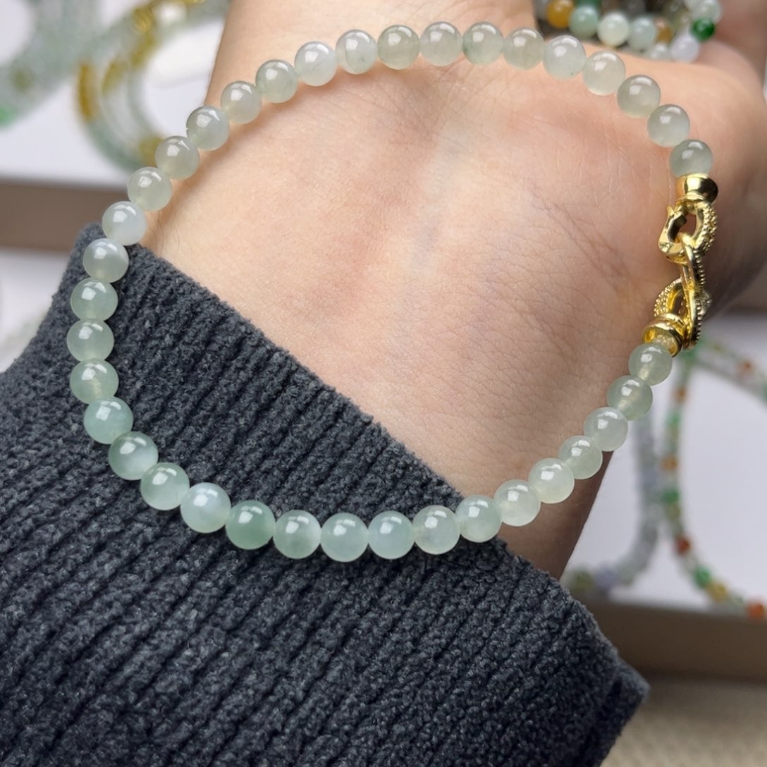 赢***盈翡翠未镶嵌颈饰122