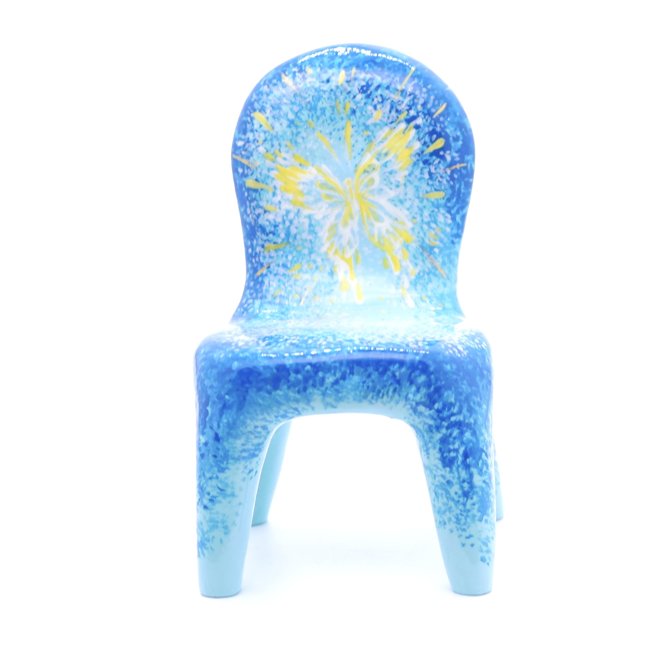 PM 王甜心工作室《椅子》石膏作品，仅一件（非王甜心本人绘画）