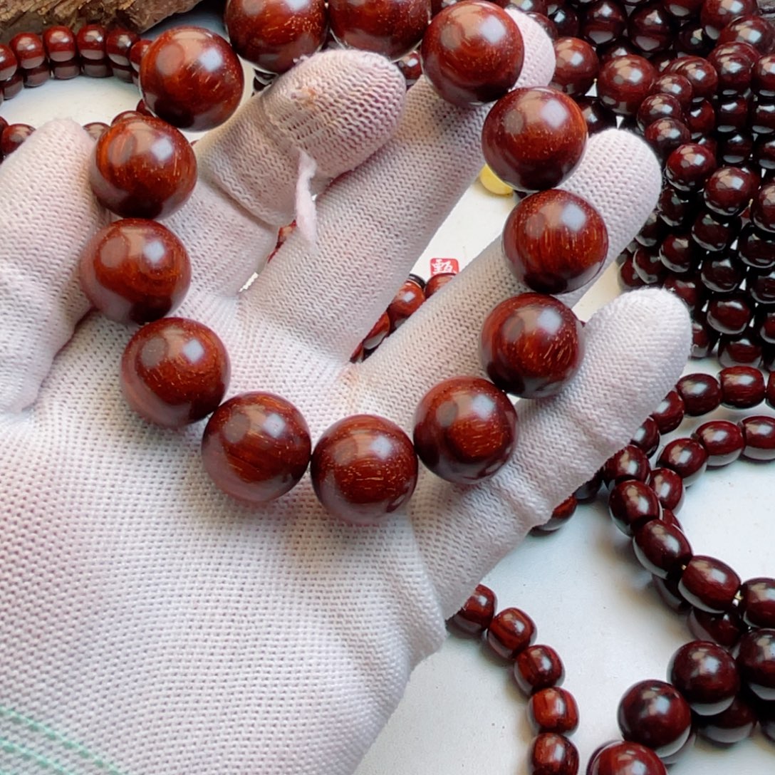 M***影檀香紫檀（小叶紫檀）