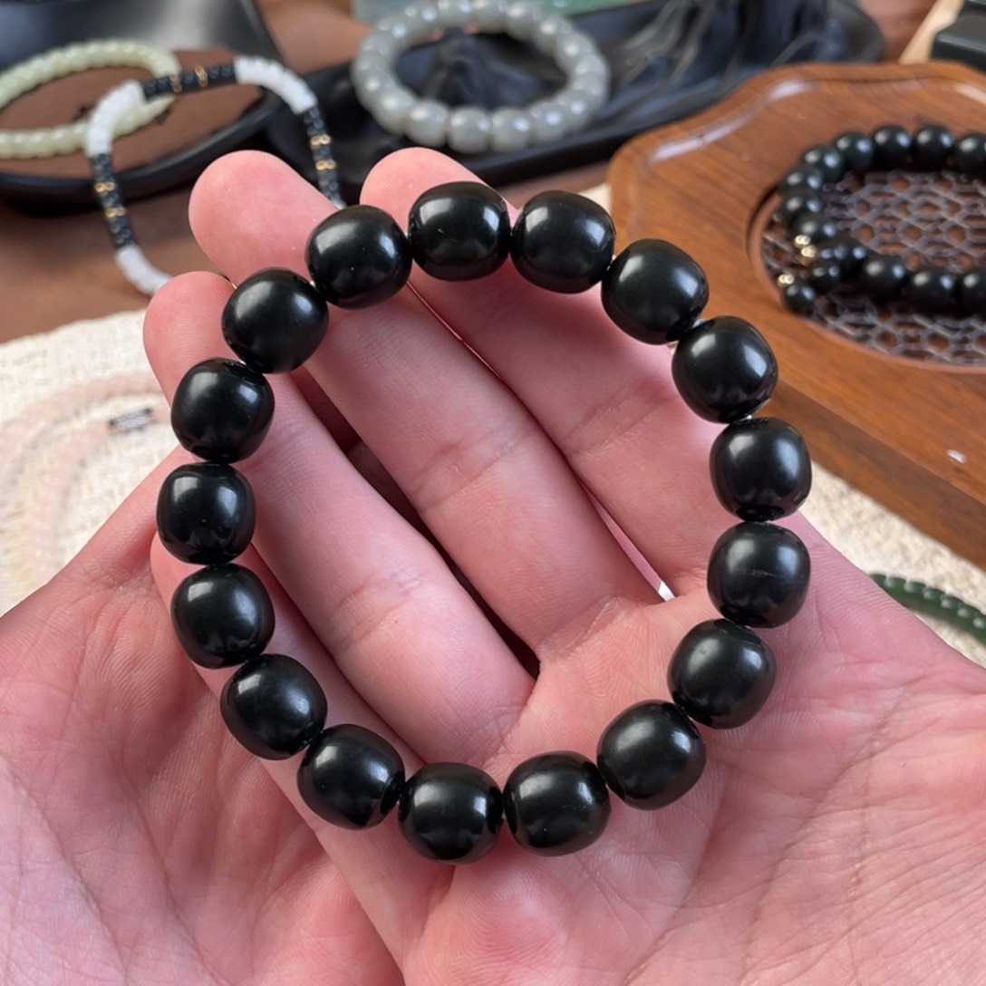 未镶嵌手串和田玉