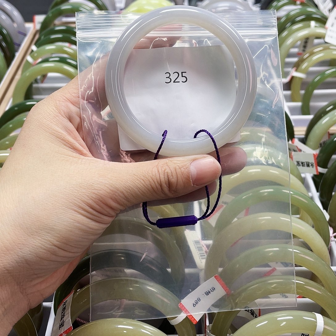 和田玉手镯未镶嵌325圈口54