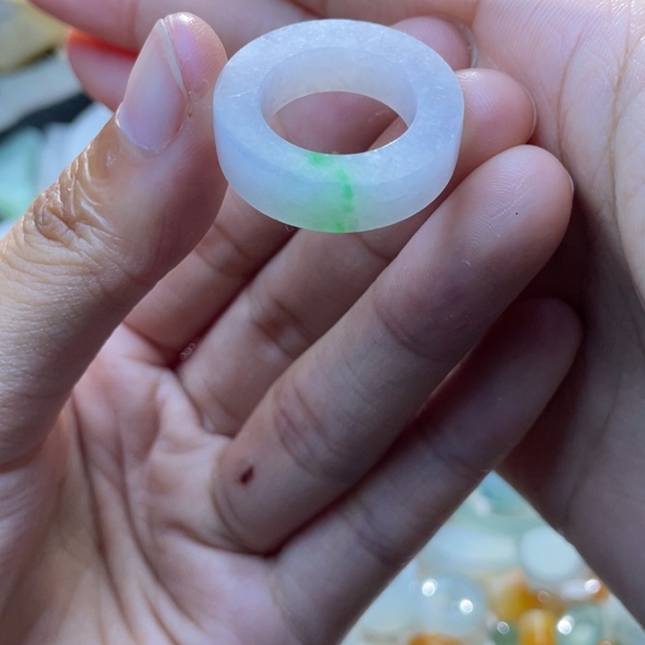 未镶嵌定制翡翠翡翠定制