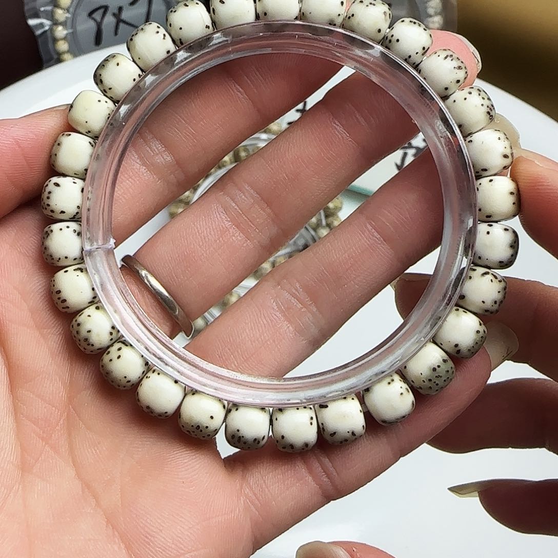 星月菩提手串河豚