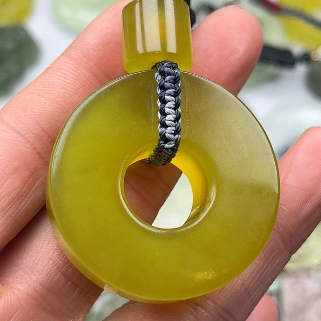 L***彤蛇纹石玉未镶嵌其他