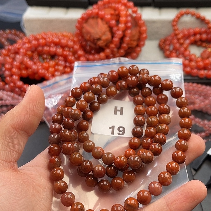 南红玛瑙未镶嵌多样性发货默认微瑕称重8mm