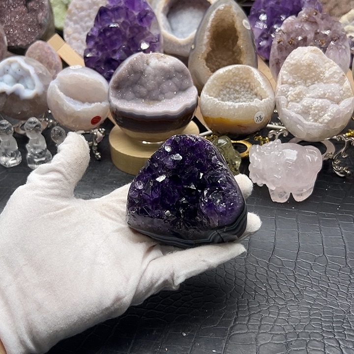 水晶未镶嵌珠宝半成品有裂2