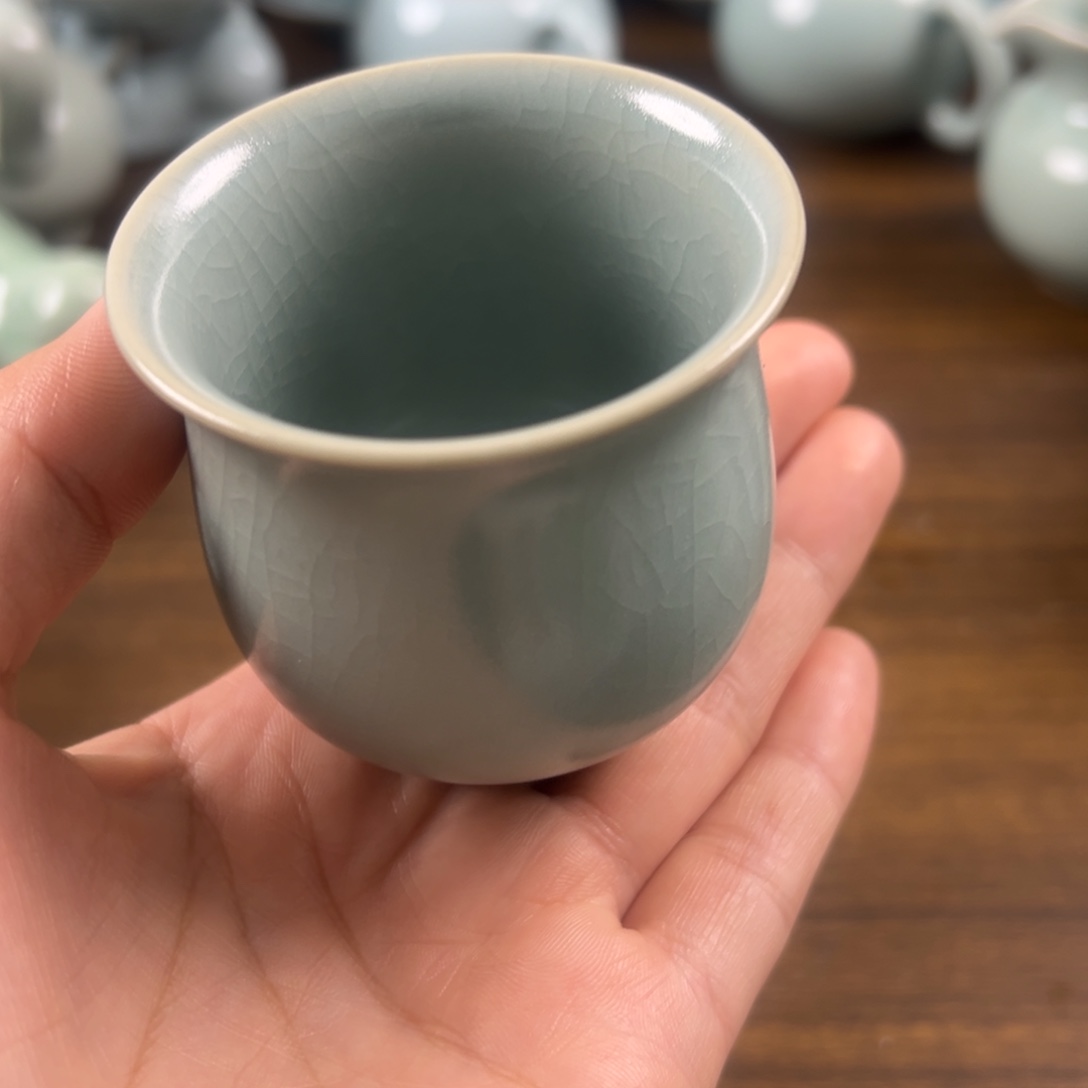 瓷杯子仿古釉水玉兰杯