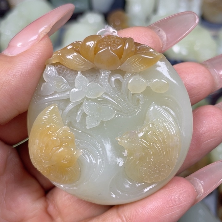 和田玉未镶嵌挂件