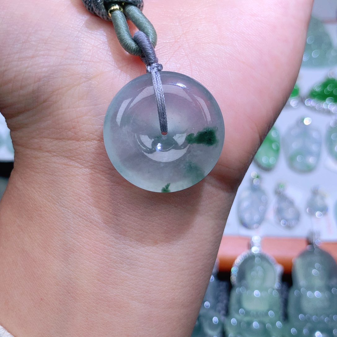 翡翠未镶嵌颈饰扣子