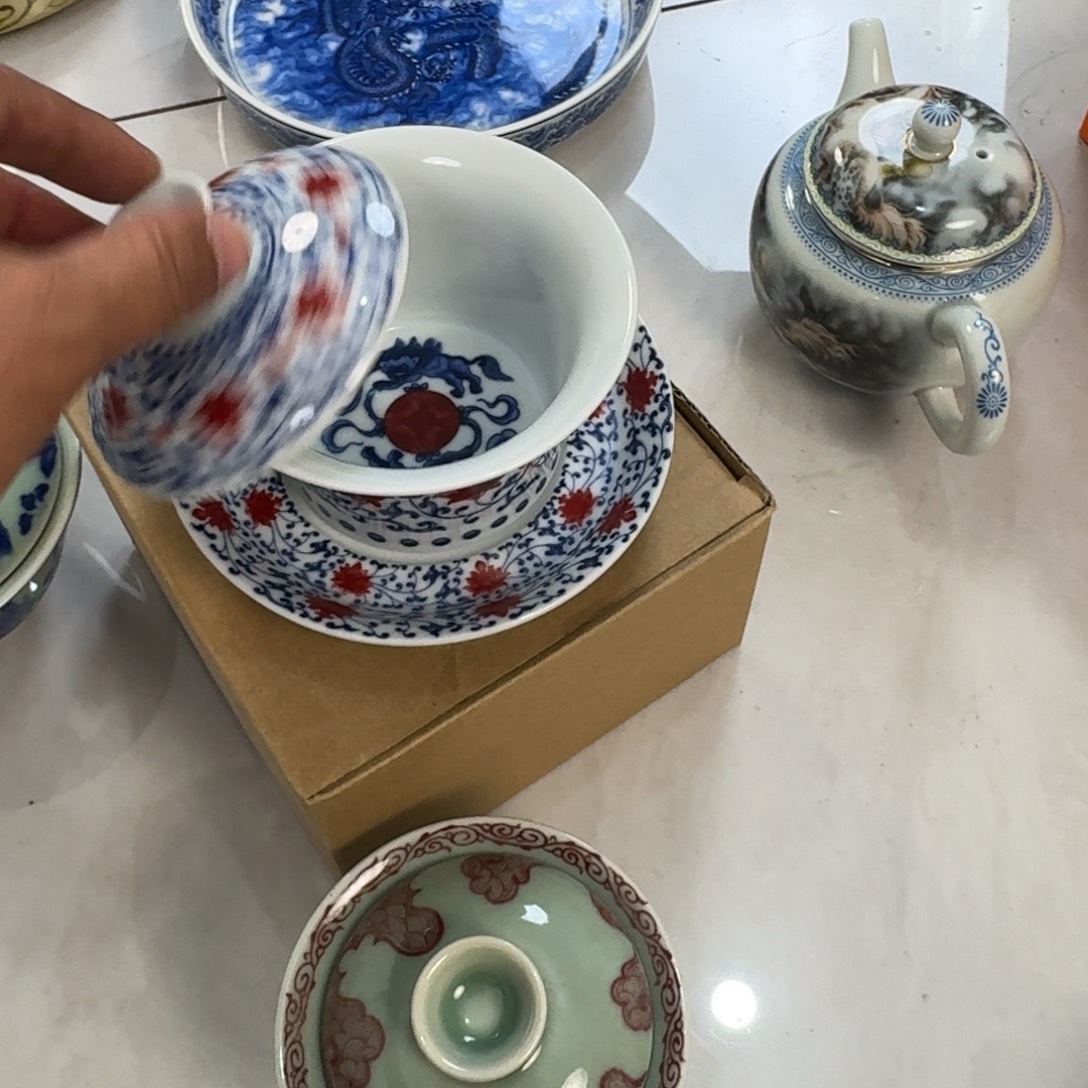 摆件陶青花釉里红缠枝莲三才盖碗➕主人杯