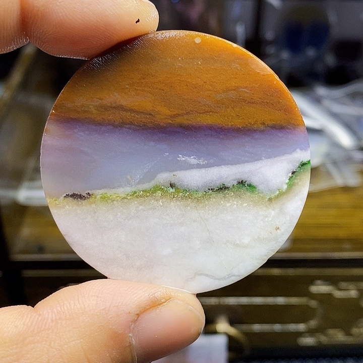 未镶嵌颈饰玛瑙/玉髓呵*