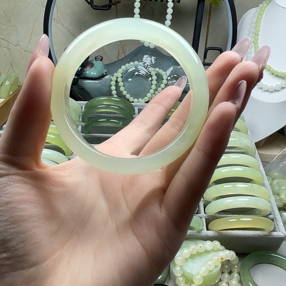 蛇纹石玉合金手镯