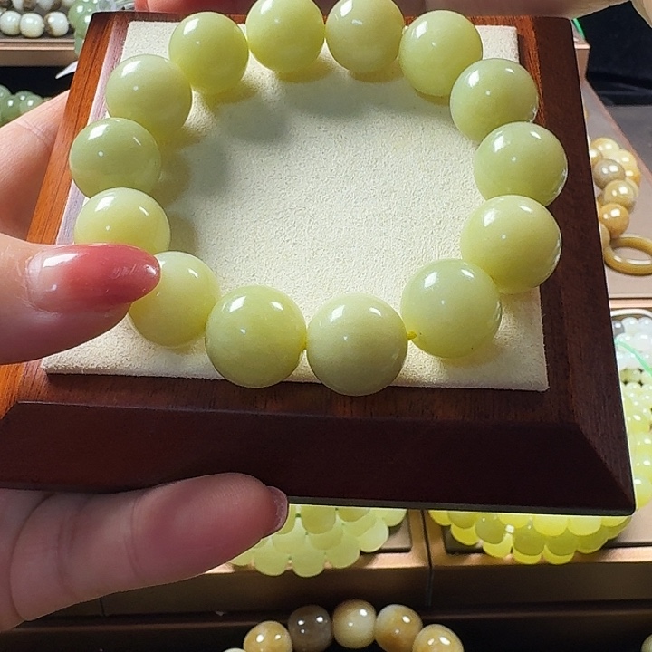 孤***者和田玉（糖玉）未镶嵌手链