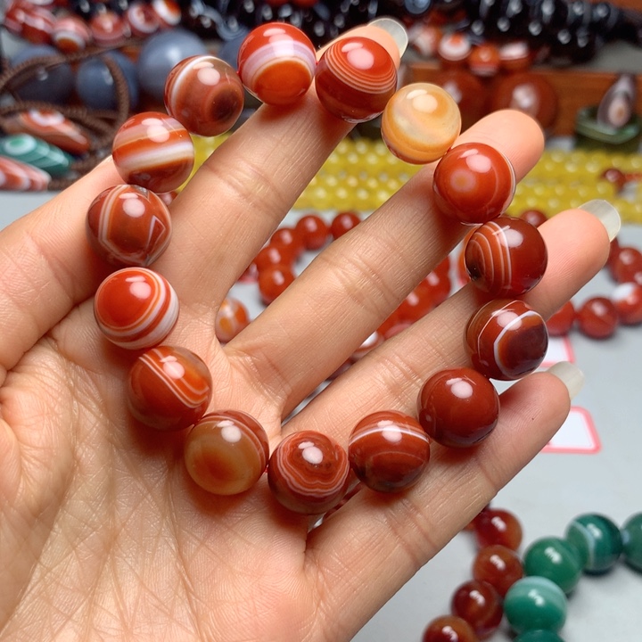 未镶嵌手链玛瑙/玉髓啵****o