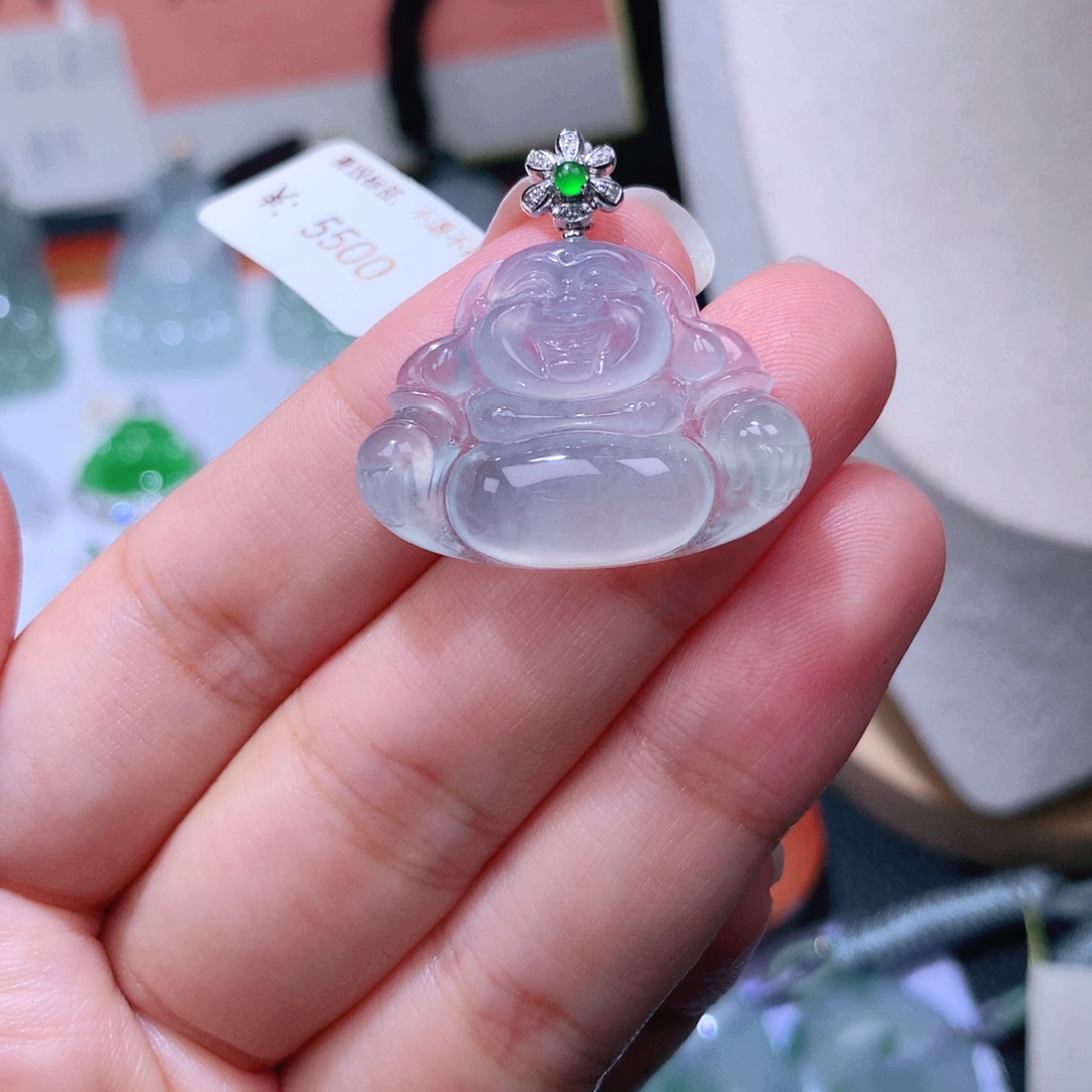 颈饰18K金镶嵌翡翠佛公