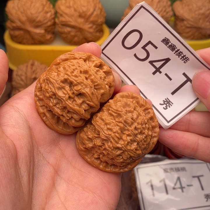 文玩核桃把件白狮43