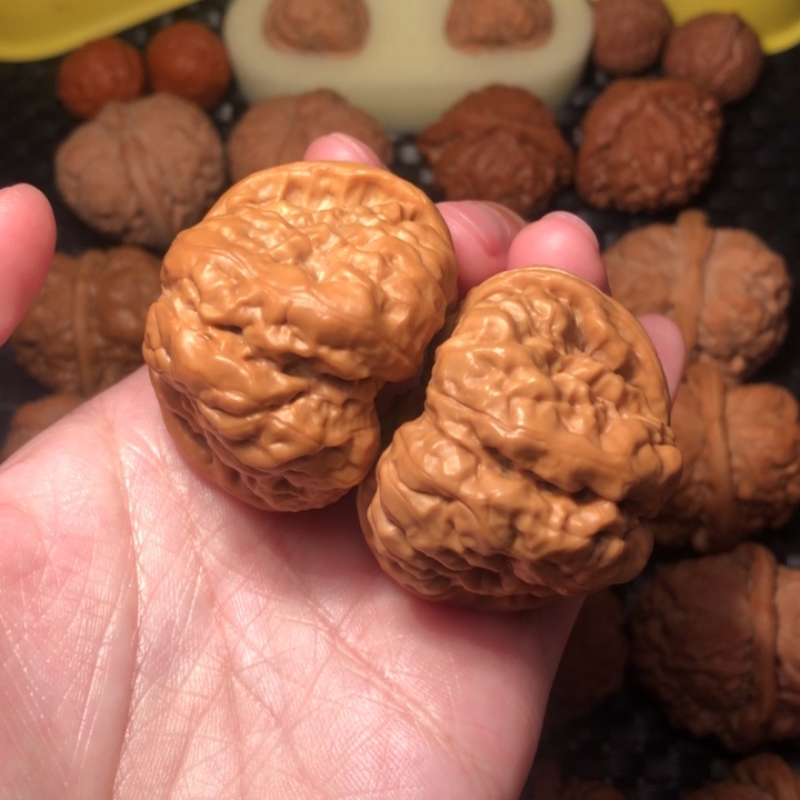 文玩核桃把件一线天四深开蛙王45