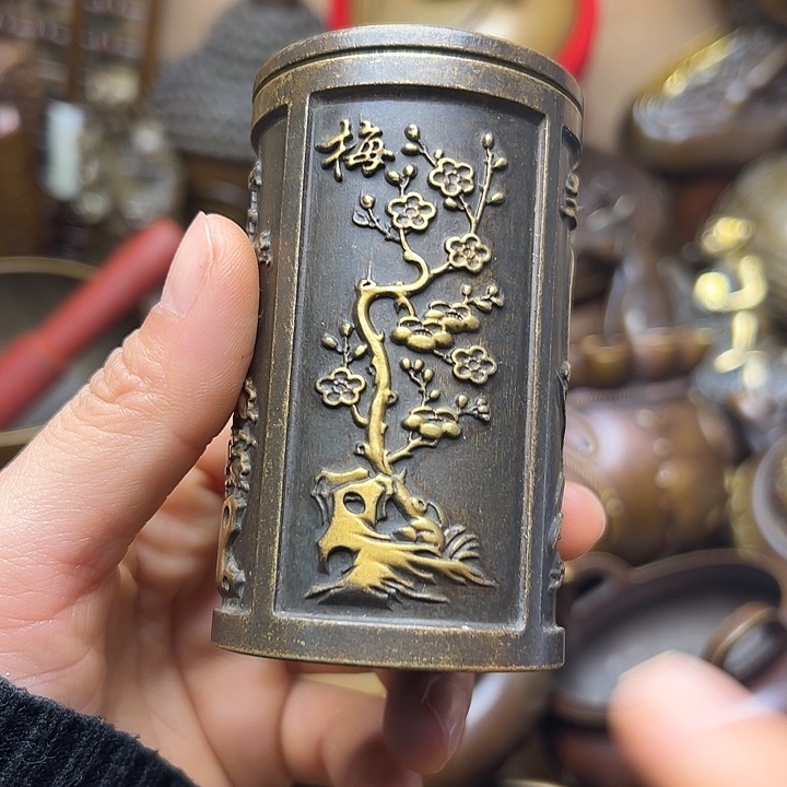 铜器摆件老王直播间