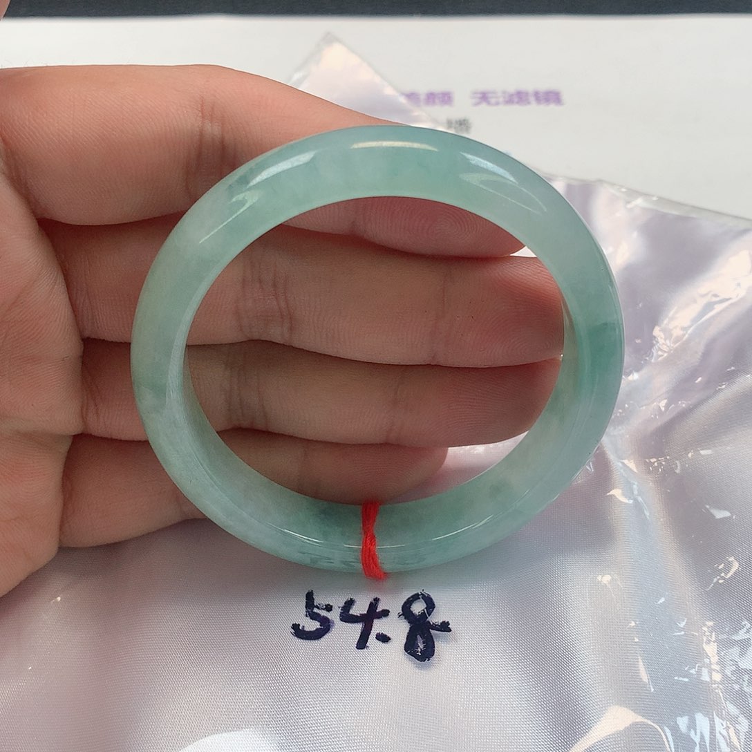 翡翠手镯未镶嵌269号