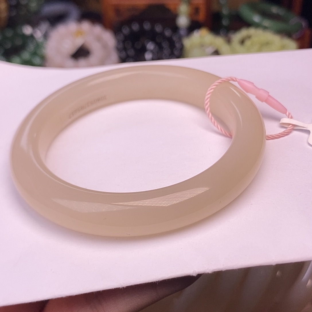 和田玉未镶嵌熟藕粉老料红粉特细料手镯57