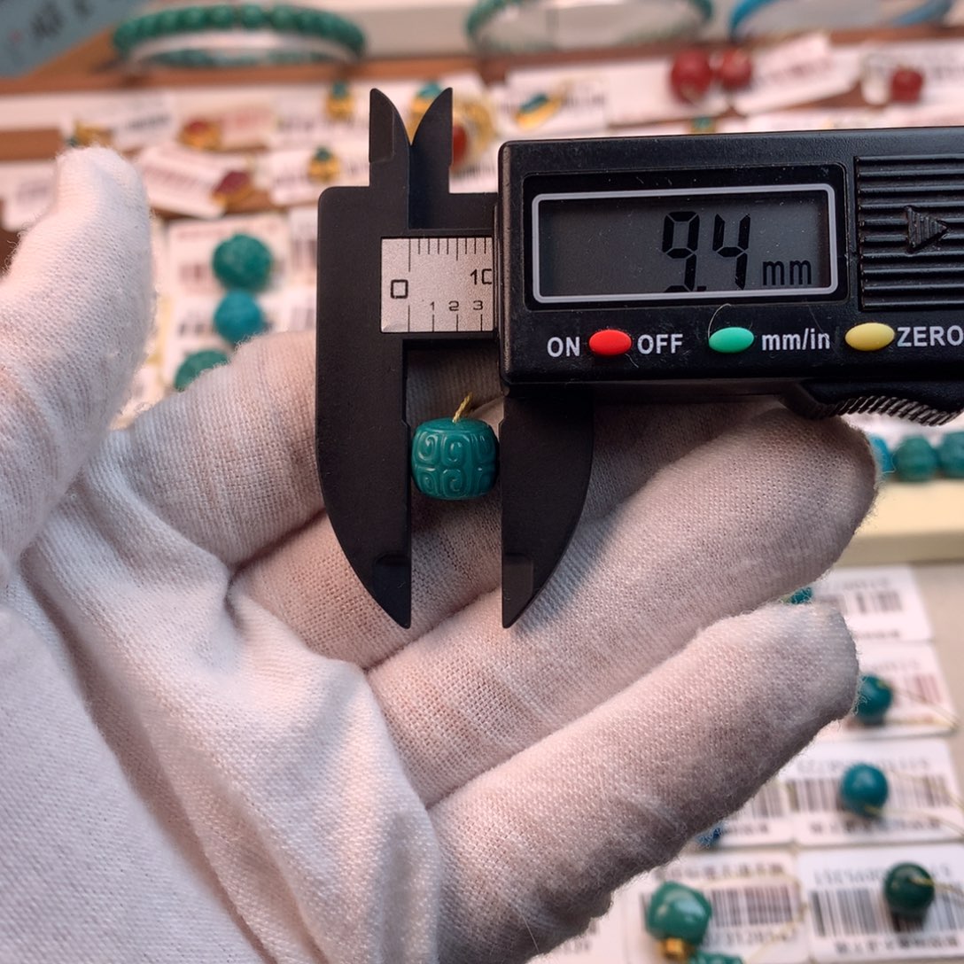 绿松石未镶嵌配饰凡