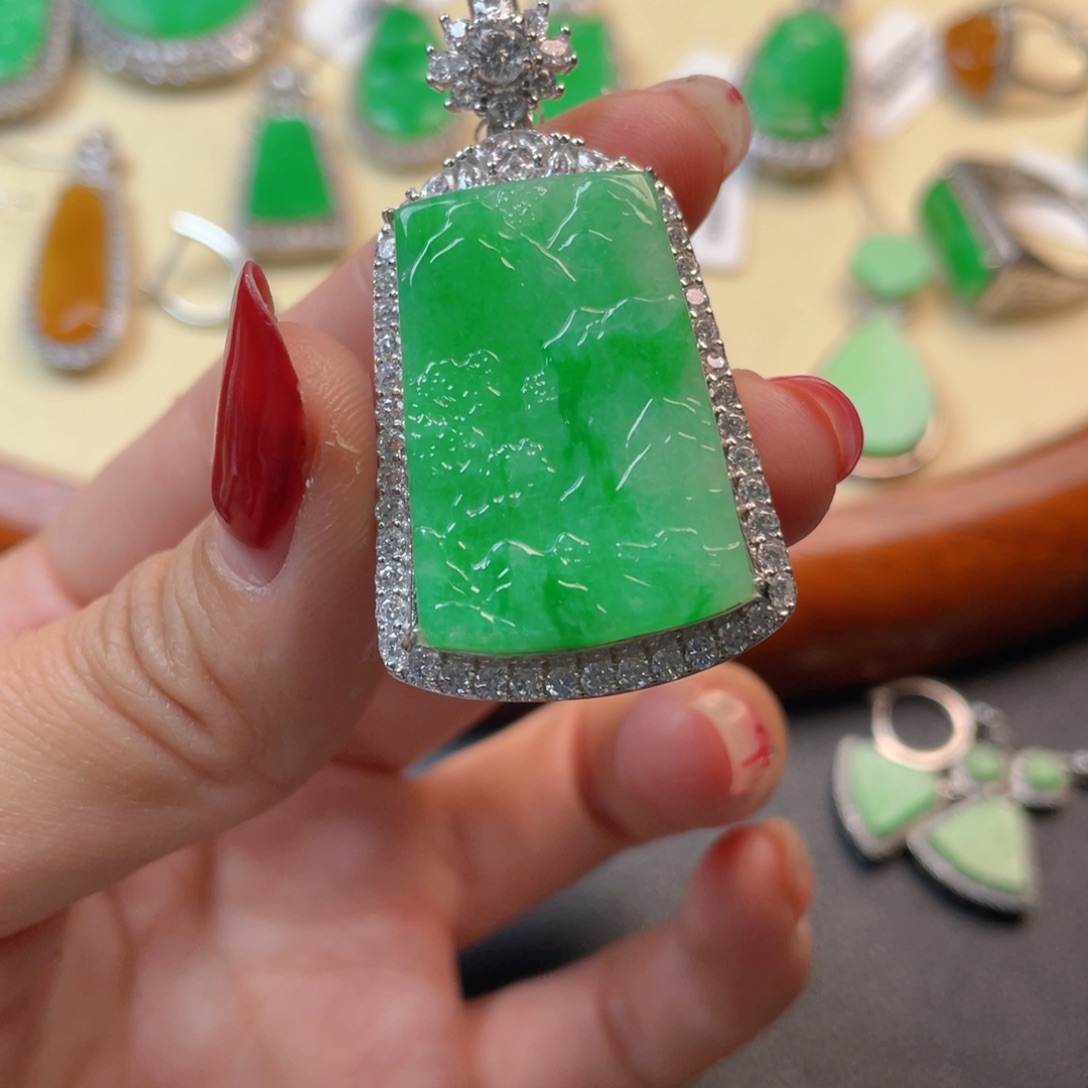 翡翠吊坠(不含链)银S925镶嵌