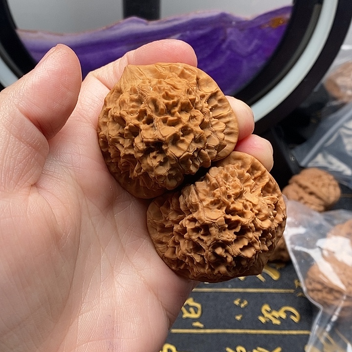 不***翁官帽和大领包各五元