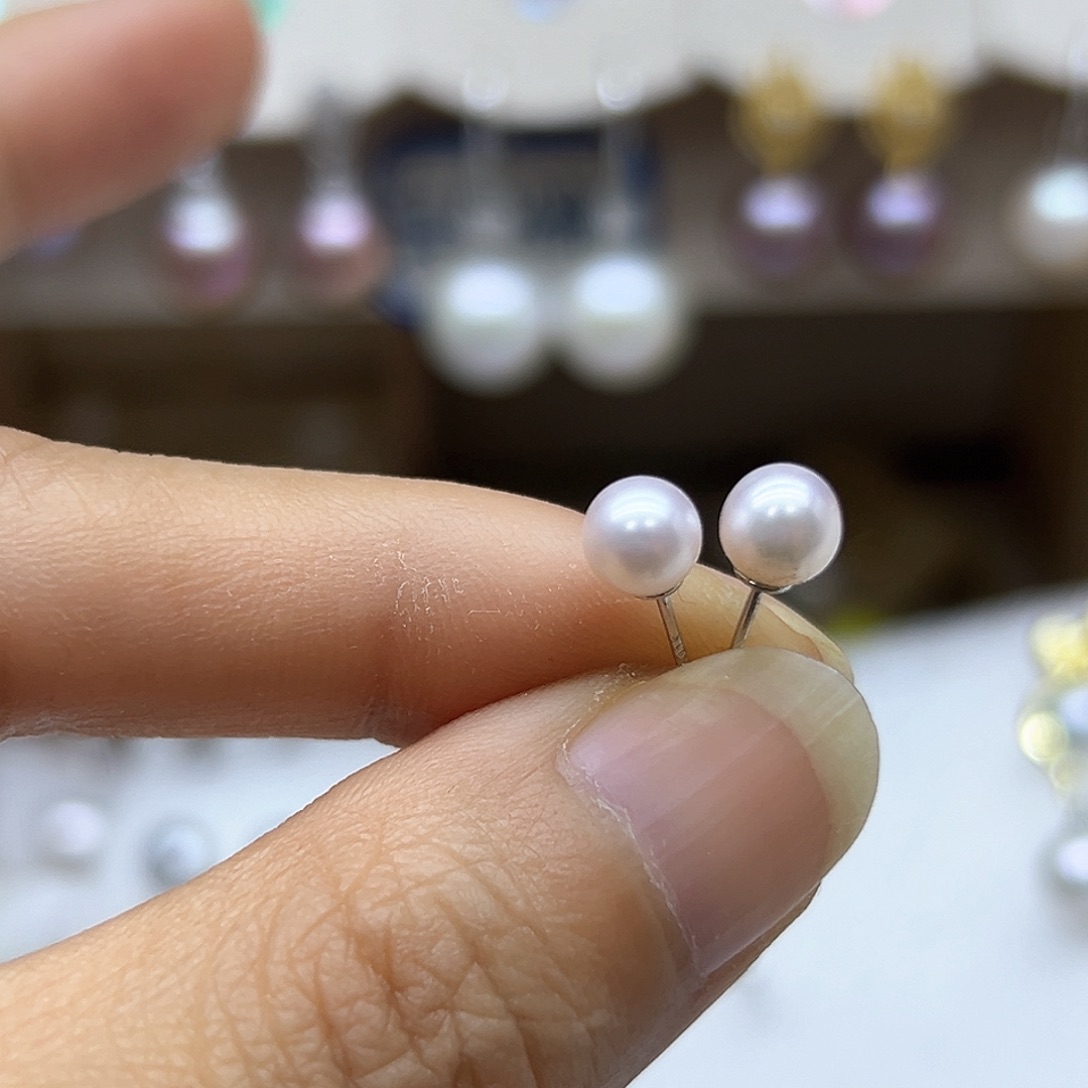 银S925镶嵌淡水珍珠耳饰F****?46