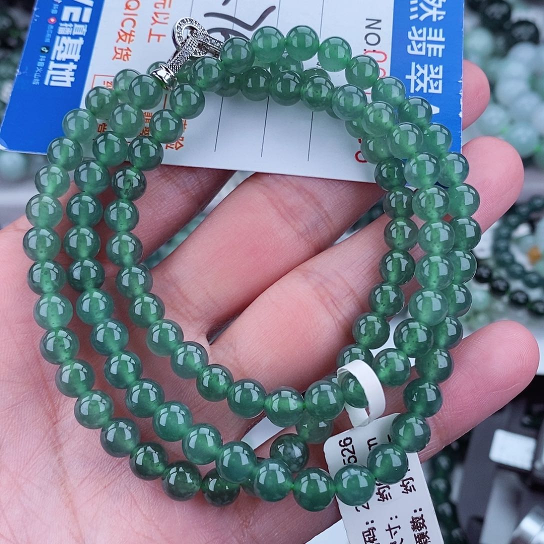 翡翠毛衣链未镶嵌