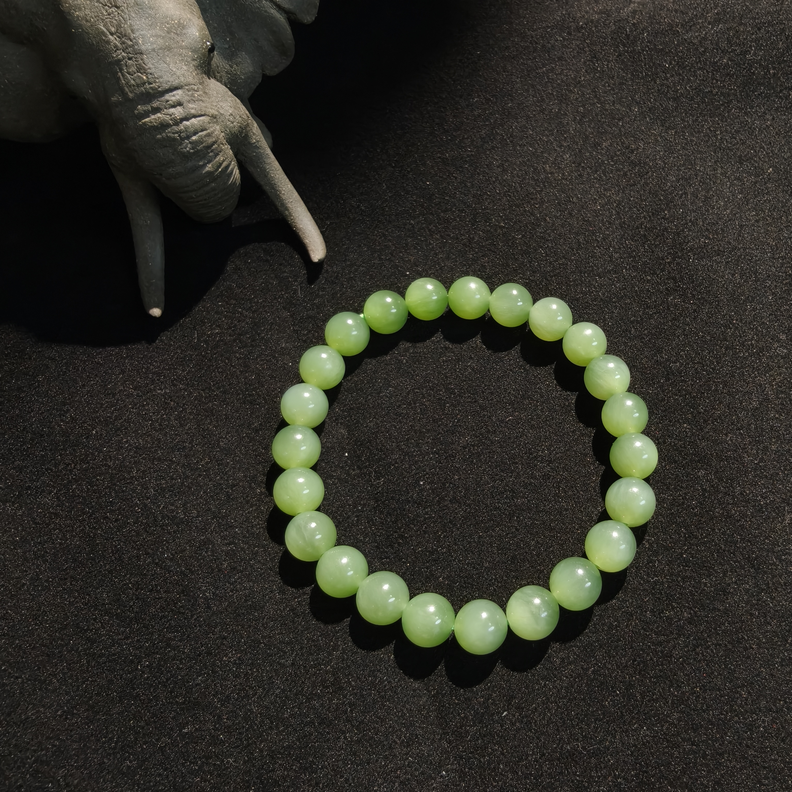 【金汐】和田玉碧玉冰底果绿手串卡8mm（多样性发一）时尚单圈