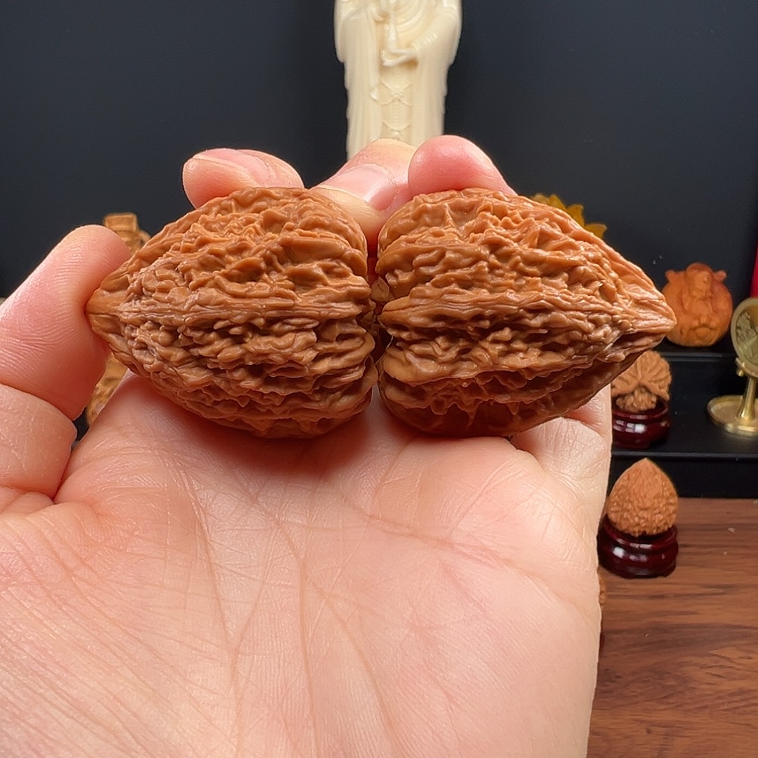 文玩核桃吊坠36全品塔尖