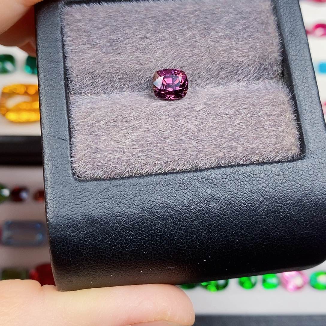 尖晶石裸石未镶嵌2.02c t