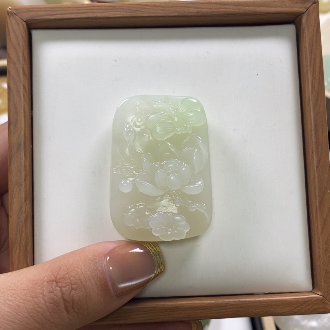 【闪购商品】和田玉吊坠未镶嵌