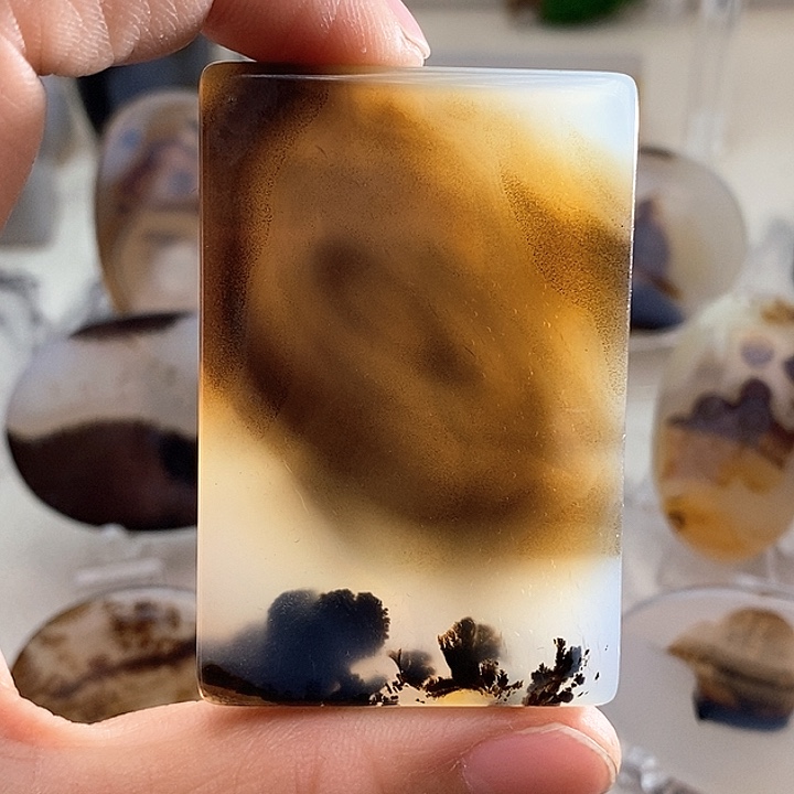 玛瑙/玉髓颈饰未镶嵌