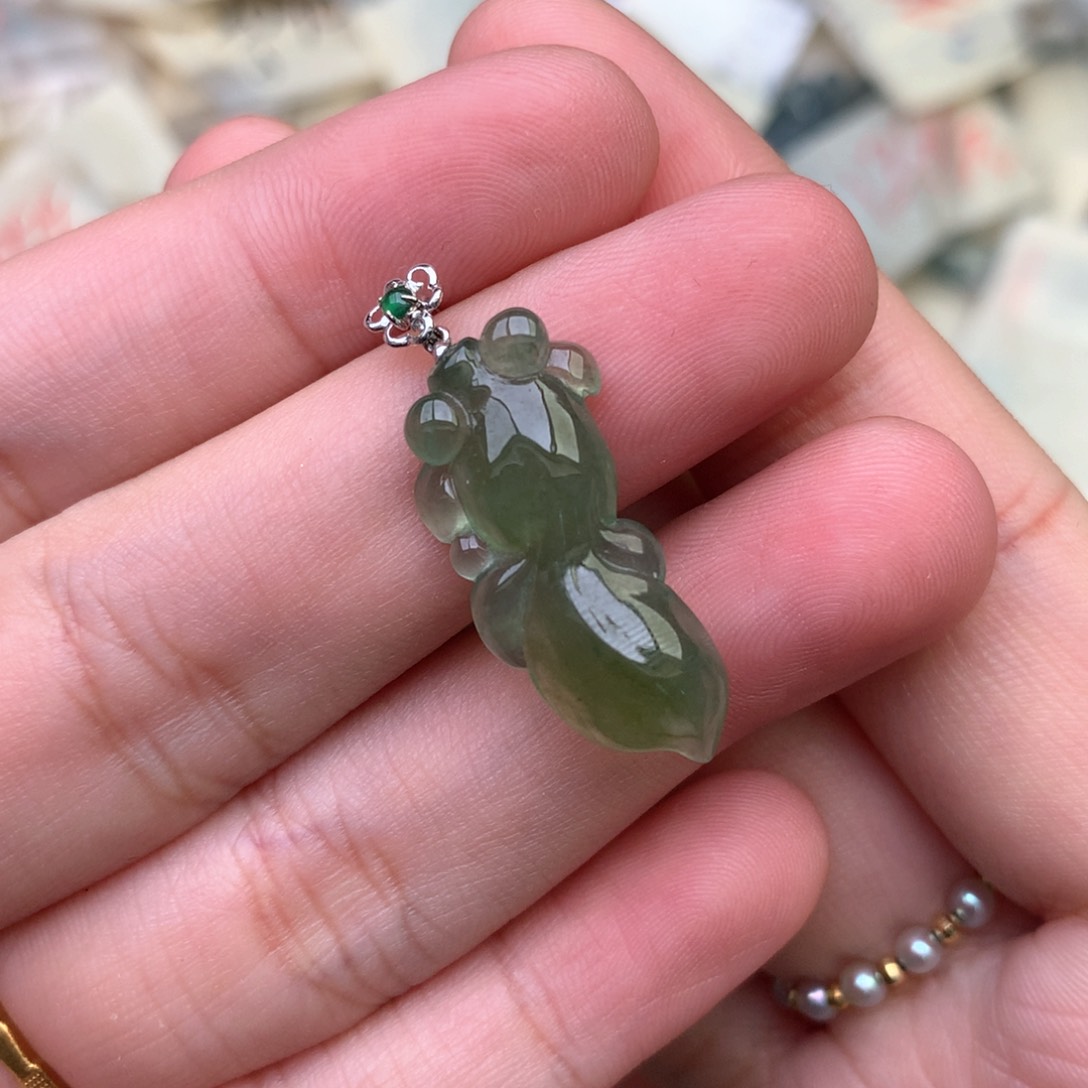 【闪购商品】18K金镶嵌挂件翡翠一