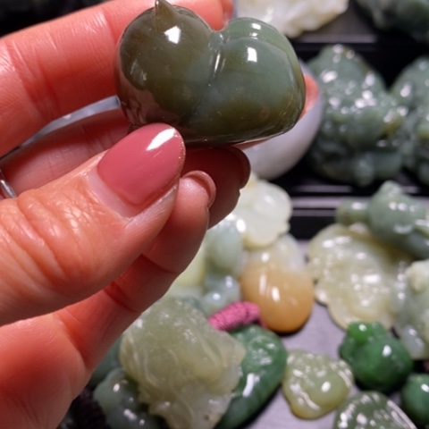 未镶嵌和田玉（糖玉）珠宝奇石