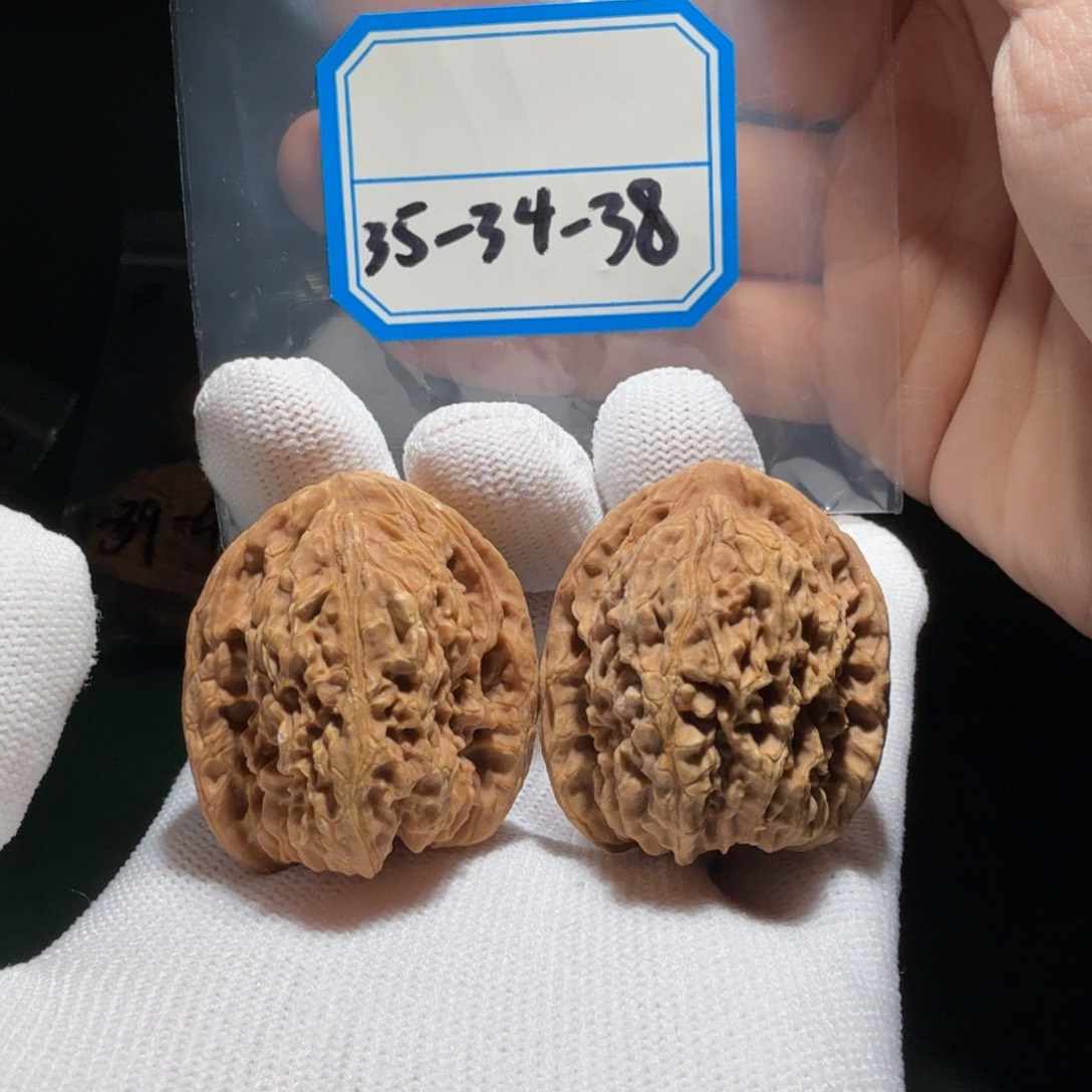 吊坠文玩核桃南疆黄金甲4