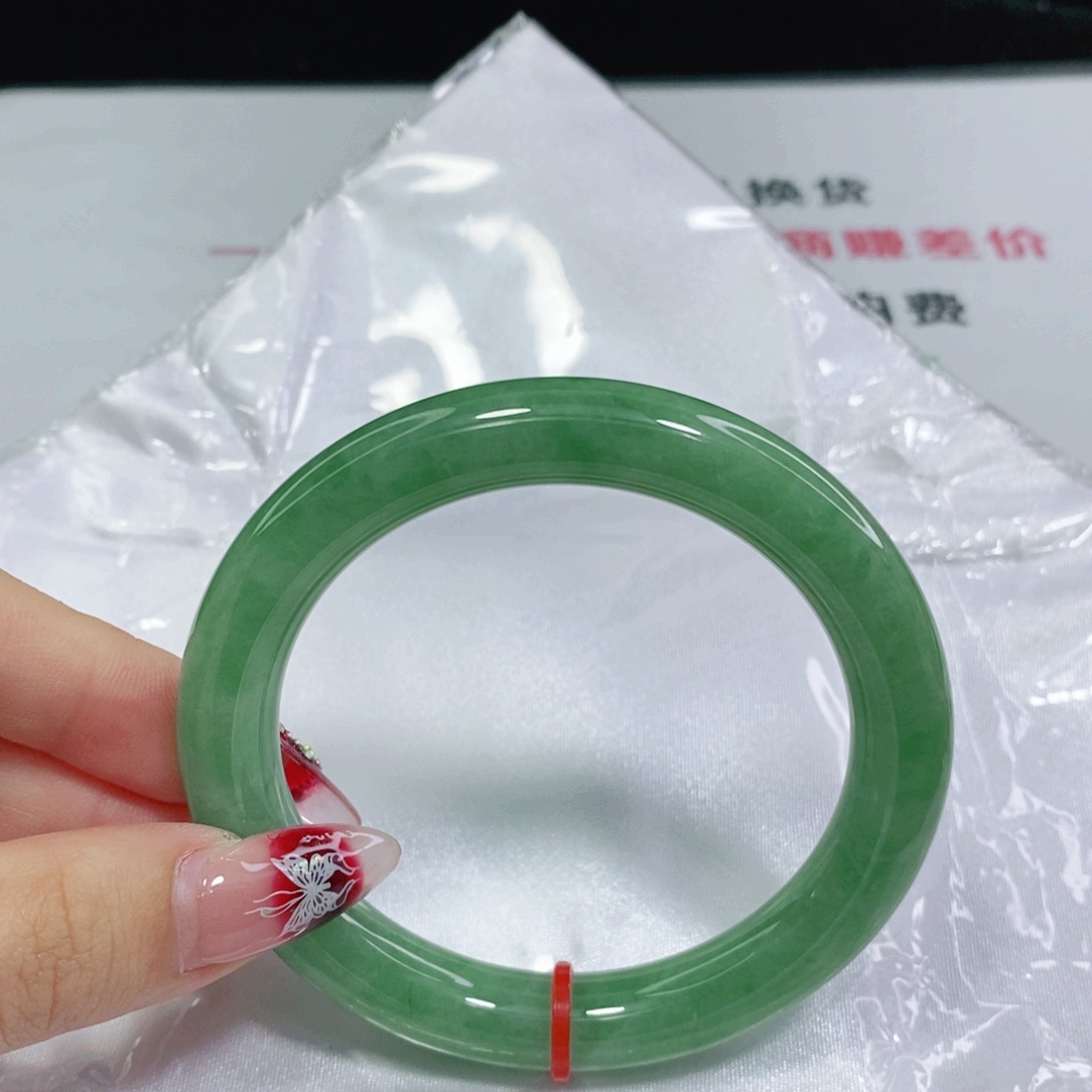 翡翠手镯未镶嵌55 55 圆条